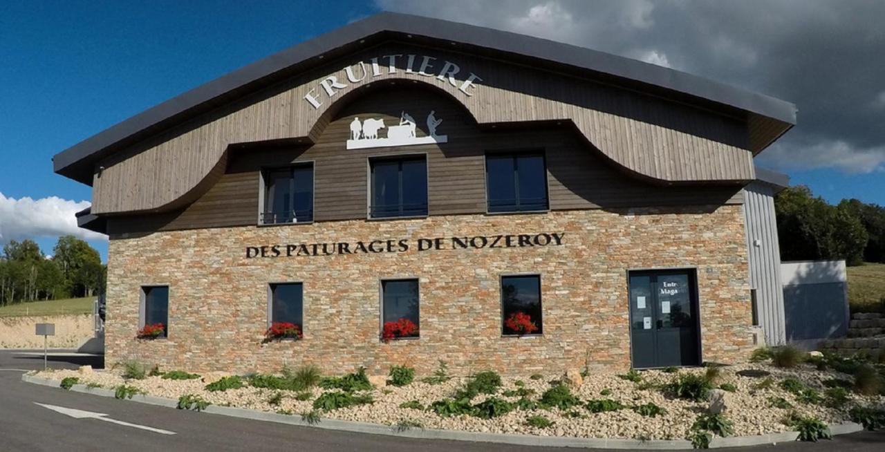Hotel Les Remparts Nozeroy Kültér fotó