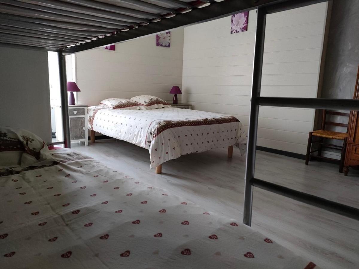 Hotel Les Remparts Nozeroy Kültér fotó